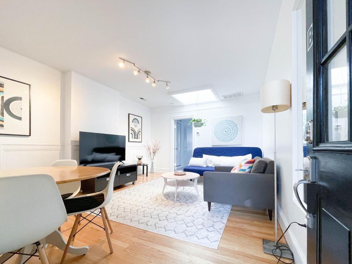 Appartamento Charming 2Nd Fl Retreat, Heart Of Capitol Hill Washington Esterno foto
